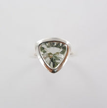 Load image into Gallery viewer, Trilliant Gemstone Rings Ai208
