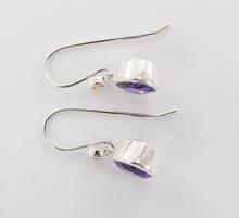 Load image into Gallery viewer, Bella earrings Ai
