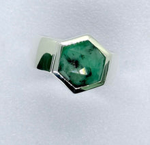 Load image into Gallery viewer, Emerald Forrest Ring Ai