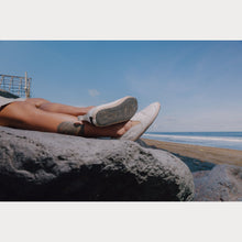 Load image into Gallery viewer, Hemp Beach Slip Ons