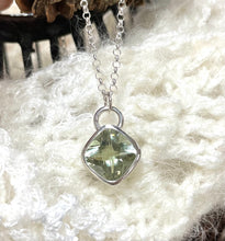 Load image into Gallery viewer, Gem Pyramid pendants Ai