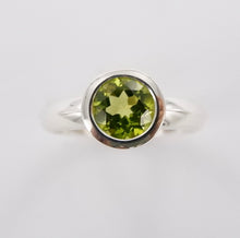 Load image into Gallery viewer, Summer Ring small Ai285