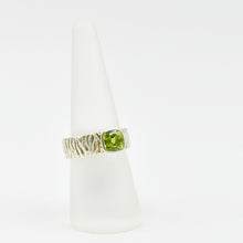 Load image into Gallery viewer, Ripple Band Ring Ai107