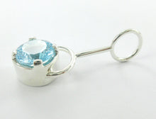Load image into Gallery viewer, Dangle Pendant Ai280