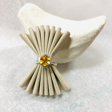 Load image into Gallery viewer, Facetted Band Ring with large Hexagon stone  Ai261H