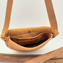 Load image into Gallery viewer, Leather Indio Bag