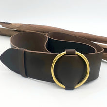 Load image into Gallery viewer, Brass Ring Buckle Chocolate Belt