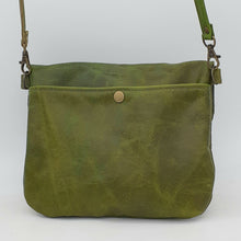Load image into Gallery viewer, Leather Brass Clasp Bag