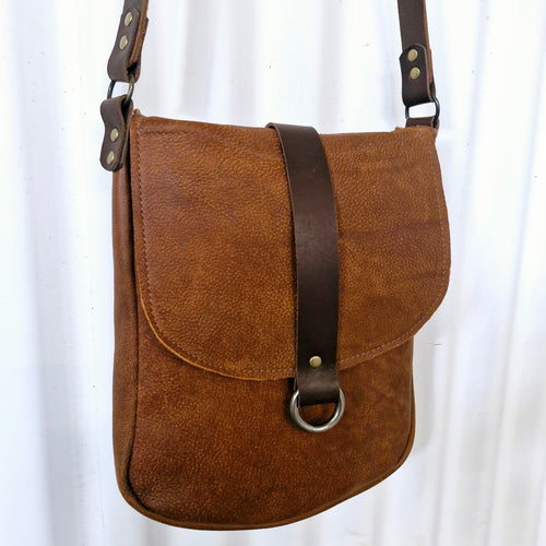 Antique Ring Clasp Leather Bag