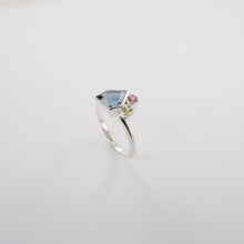 Load image into Gallery viewer, Pentagon Ring with Accents Ai262G