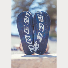 Load image into Gallery viewer, Inner tube Fray Unisex Thongs