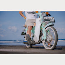 Load image into Gallery viewer, New Hemp Sneakers