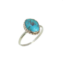 Load image into Gallery viewer, 9ct Gold La Bonita Ring {sz.8.25}