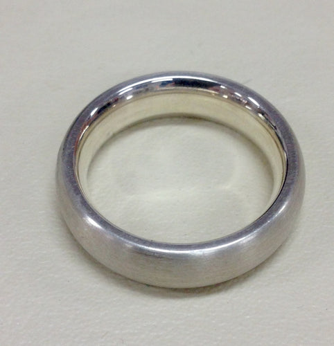 Brushed Half Round Unisex Ring Ai232