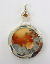 Load image into Gallery viewer, Naturescape pendants Ai63