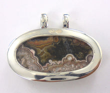 Load image into Gallery viewer, Naturescape pendants Ai63