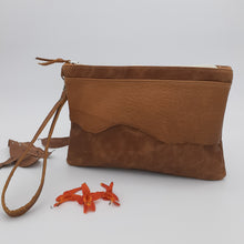 Load image into Gallery viewer, Merino Leather Clutch