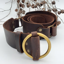 Load image into Gallery viewer, Brass Ring Buckle Chocolate Belt