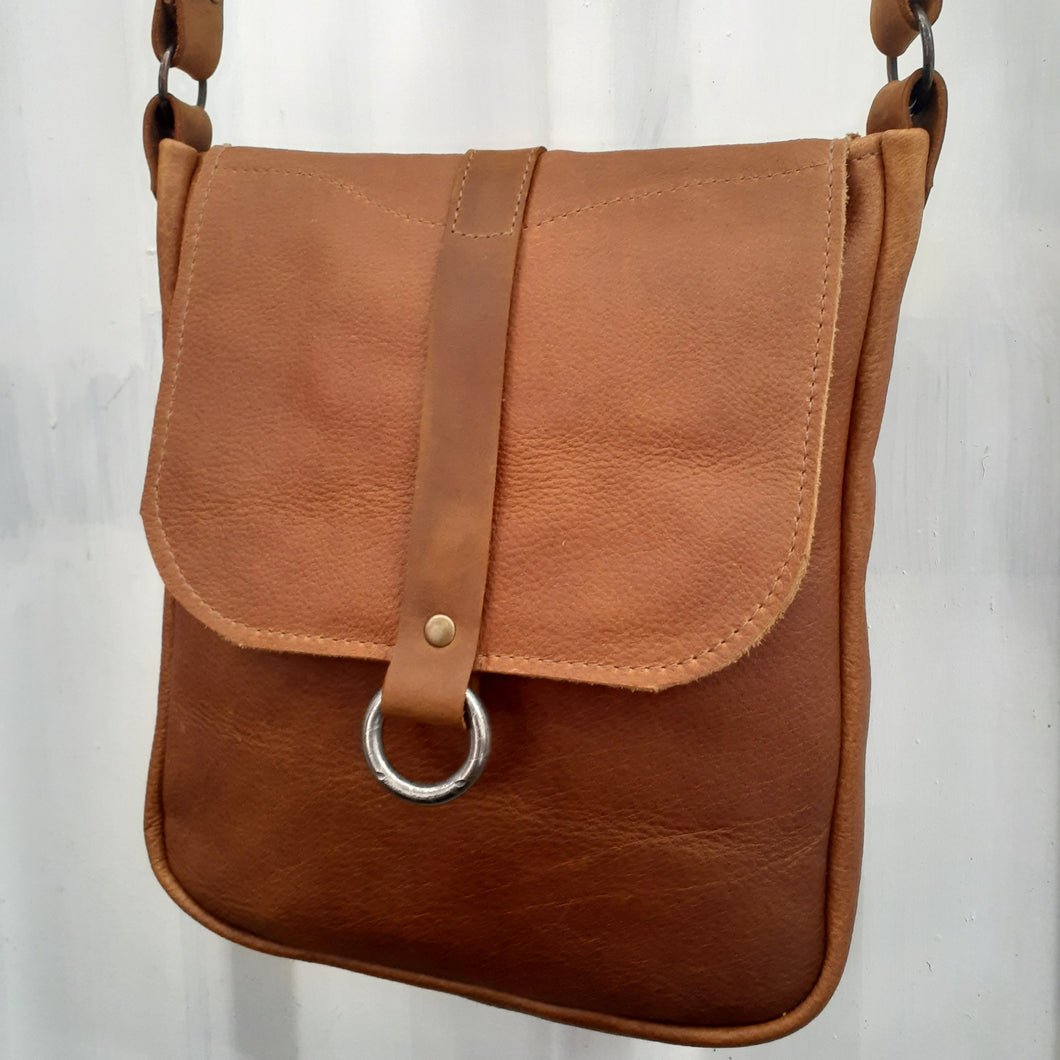 Steel Ring Clasp Leather Bag