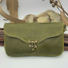 Load image into Gallery viewer, Classic Leather Purse