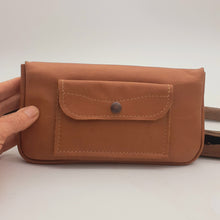 Load image into Gallery viewer, Classic Leather Purse