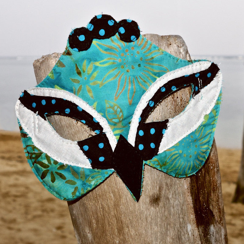 xS Peacock - mask & tail
