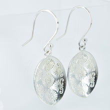 Load image into Gallery viewer, Pattern Leaf Earring Ai160