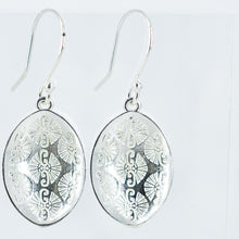 Load image into Gallery viewer, Pattern Leaf Earring Ai160