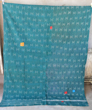 Load image into Gallery viewer, VINTAGE SARI KANTHA THROWS