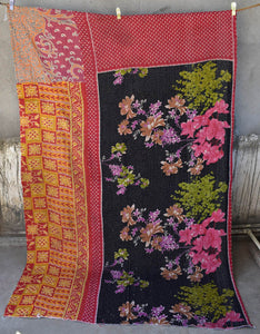 VINTAGE SARI KANTHA THROWS
