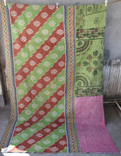 Load image into Gallery viewer, VINTAGE SARI KANTHA THROWS