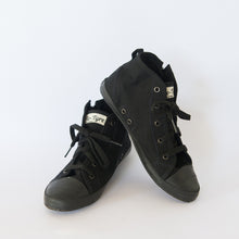 Load image into Gallery viewer, High Top ~ Black