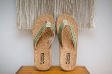 Load image into Gallery viewer, Men&#39;s Cork Thongs