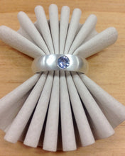 Load image into Gallery viewer, Unisex Sapphire Ring Ai139