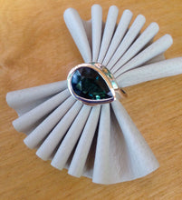 Load image into Gallery viewer, Embrace Ring Ai146P