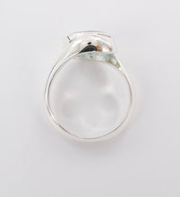 Load image into Gallery viewer, Embrace Ring Ai146P
