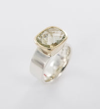 Load image into Gallery viewer, Green Amethyst Offset Ring Ai288