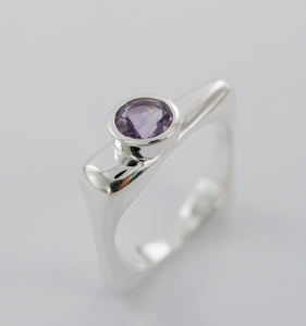 Flat Top Ring with Gems Ai104