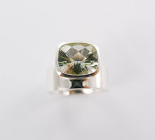 Load image into Gallery viewer, Green Amethyst Offset Ring Ai288