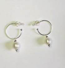 Load image into Gallery viewer, Hoop Stud earrings with Pearl or Stones Ai90