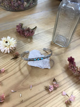 Load image into Gallery viewer, Feather Cuff