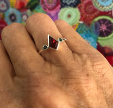 Load image into Gallery viewer, Kite Ring with Garnet Ai290G