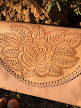Load image into Gallery viewer, Alawa Clutch Blush