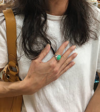 Load image into Gallery viewer, Large stone Signet Ring Ai102