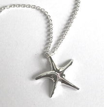 Load image into Gallery viewer, Starfish Pendant Ai135