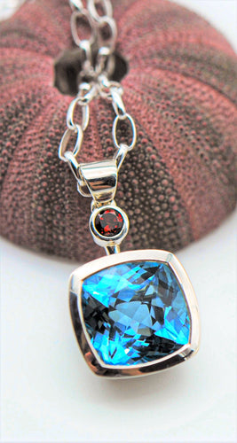 Blue Topaz and Garnet Pendant Ai305