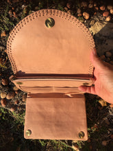 Load image into Gallery viewer, Alawa Clutch Blush
